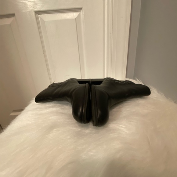 Adrienne Vittadini Theo Quilted Leather Ankle Boot - Picture 6 of 15